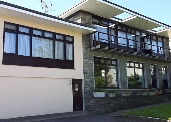 فندق مبيت وإفطار The Stone House 3*